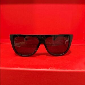 PRIVÉ REVAUX Stylish Black Oversized Sunglasses